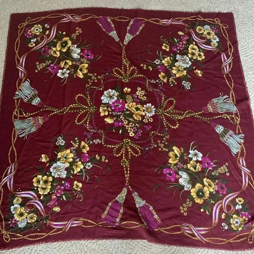 Mario Ferre scarf